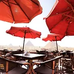 Magic Pyramids View Inn