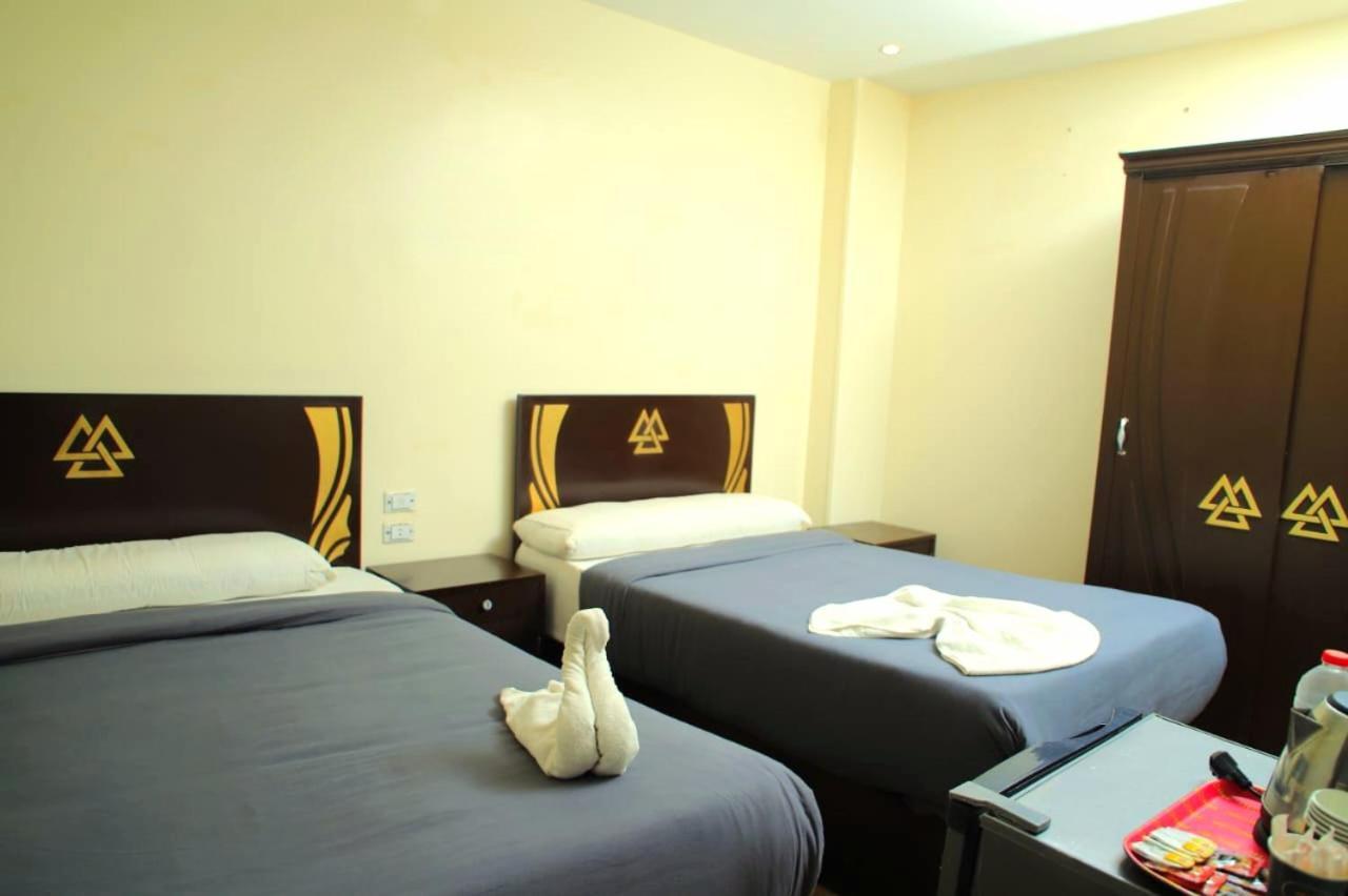 Hotel Magic Pyramids View